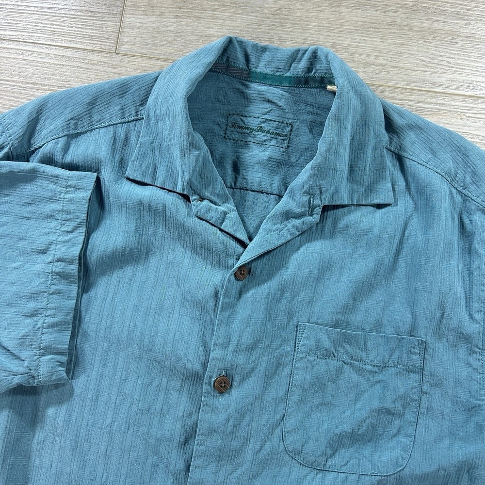 Tommy Bahama Shirt Medium Blue 100% Silk Short Sleeve Camp Button Front
